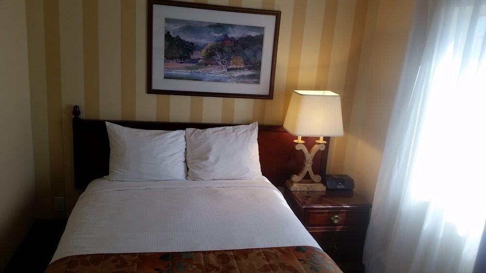 Arbutus Inn Victoria Luaran gambar